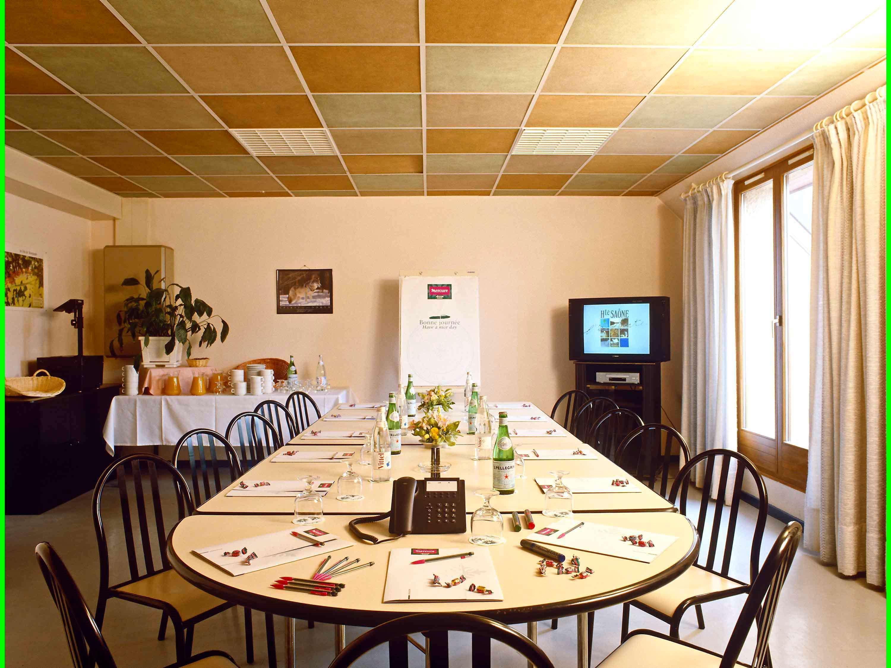 Mercure Hexagone Luxeuil Zewnętrze zdjęcie