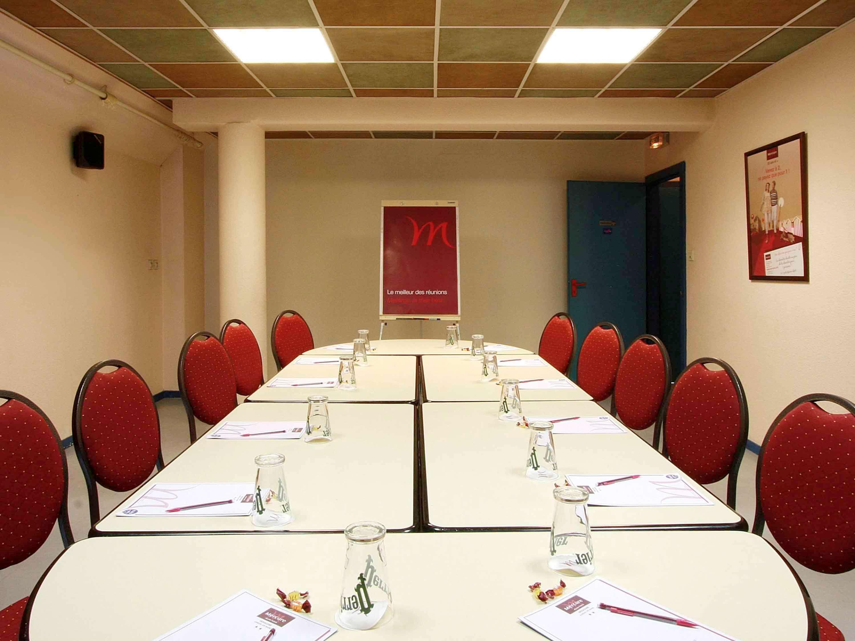 Mercure Hexagone Luxeuil Zewnętrze zdjęcie