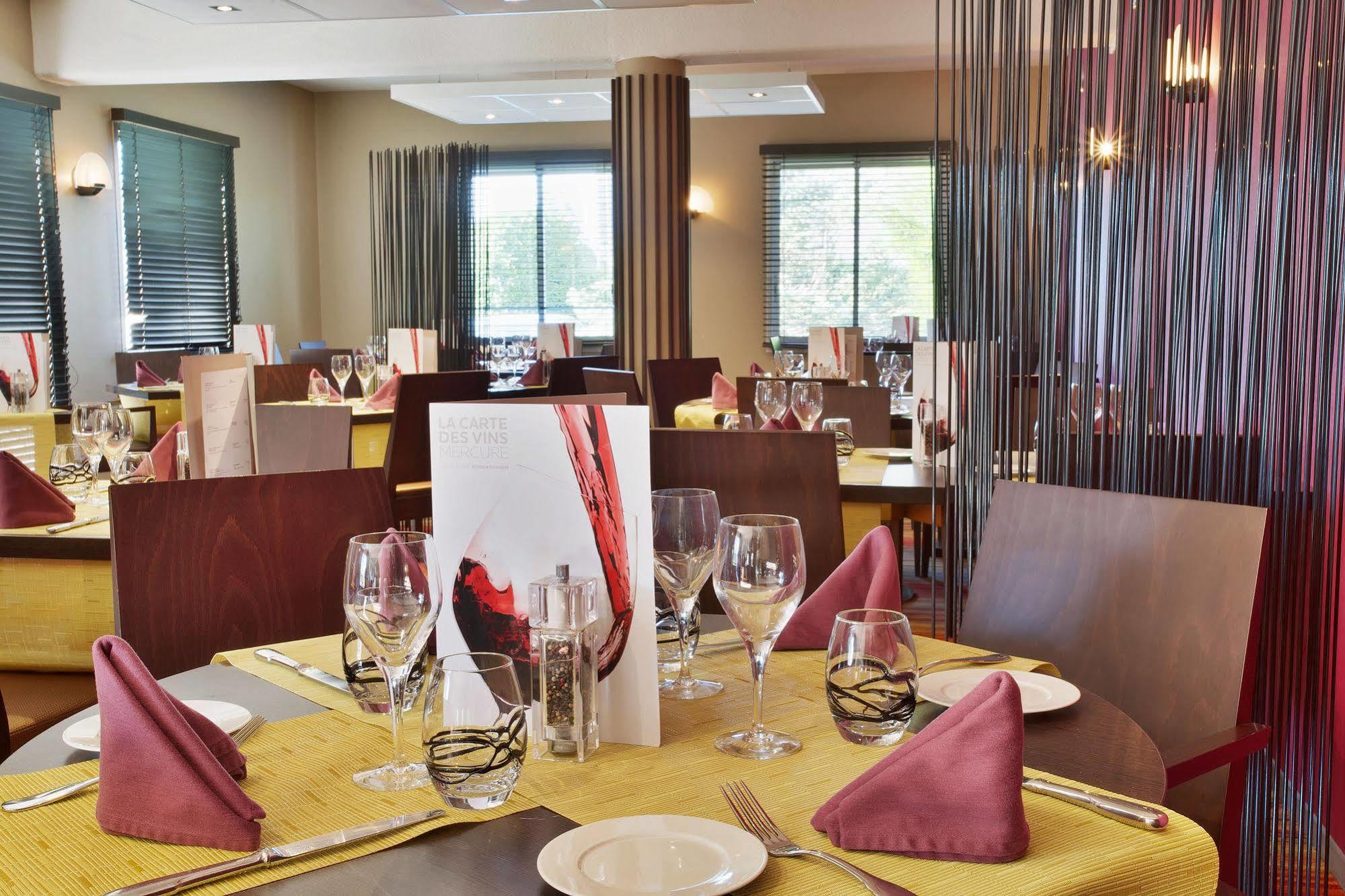 Mercure Hexagone Luxeuil Zewnętrze zdjęcie